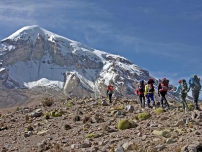 Acotango (6052 m), Parinacota (6342 m), Sajama (6542 m) Bergtour von Chile aus über den Salar de Uyuni auf drei 6000er und den höchsten Gipfel Boliviens
