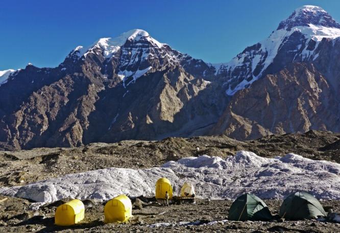Reise in Kirgistan, Wanderung Komsomolskij-Gletscher (3800m) – Dikij-Gletscher (3900m)