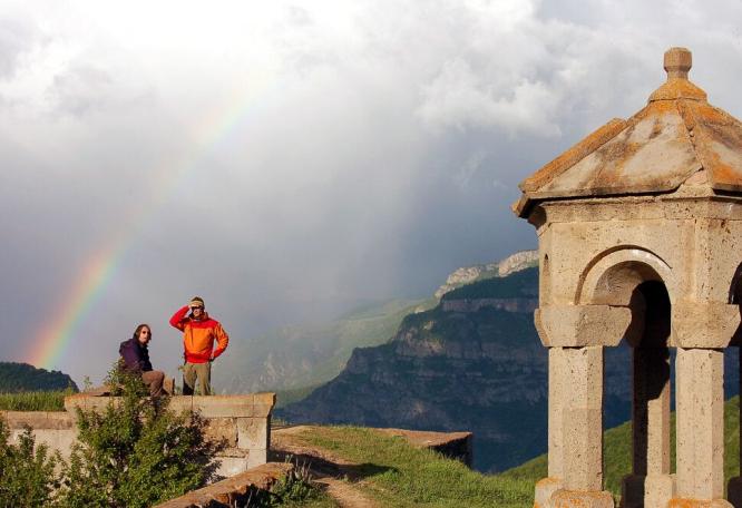 Reise in Armenien, Auf in die Geghama-Berge