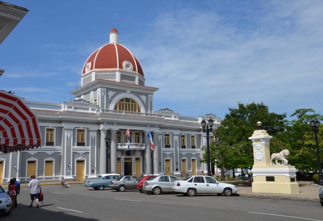 Reise in Kuba, Gebäude des Gemeinderates