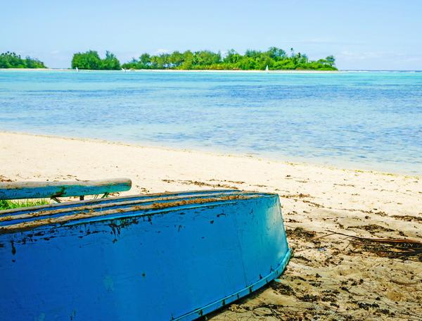 Reise in Cookinseln, Boote am Strand auf den Cook-Inseln