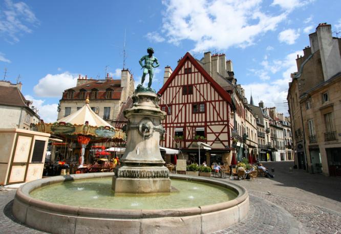 Reise in Frankreich, Spaziergang in Dijon