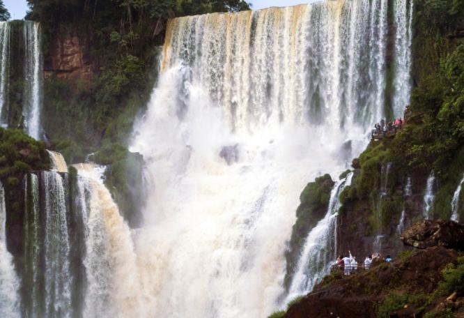 Reise in Argentinien, Salto Bossetti auf der argentinischen Seite der Iguazu-Wasserfälle