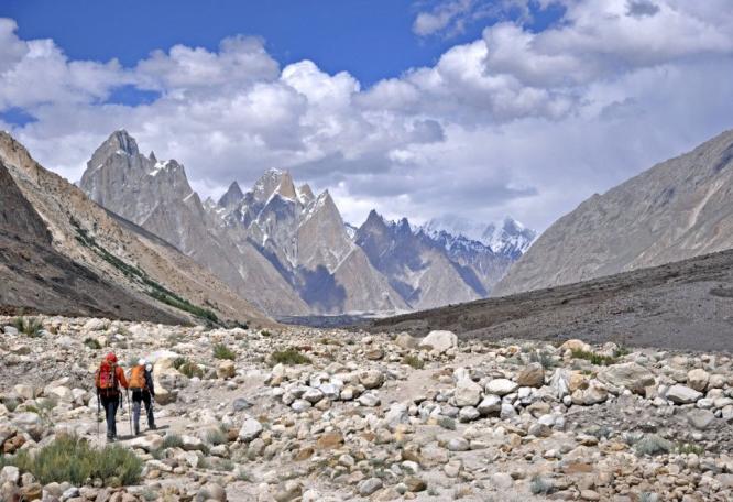 Reise in Pakistan, Auf dem Gondogoro La mit Blick auf K2 und Broad Peak