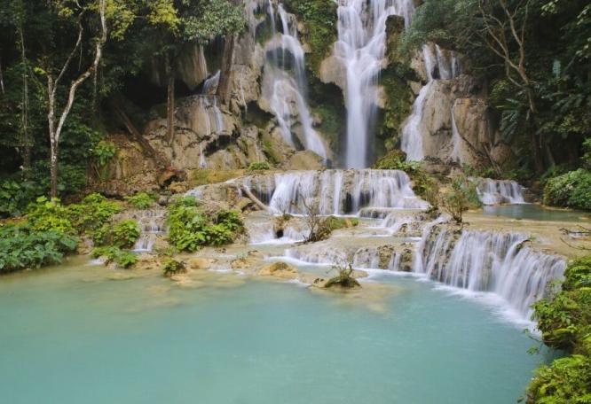 Reise in Kambodscha, wunderschöne Kuang-Si-Wasserfälle