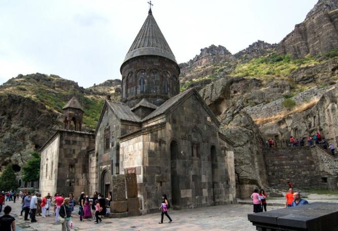 Reise in Armenien, Kette aus Trockenfrüchten