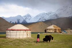 Reise in Kirgistan, Kirgistan: Ein Bilderbuchtraum zwischen Pamir und Tian Shan! (11 Tage Natur-Erlebnisreise mit Wandern durch die Bergwelt Zentralasiens) (Verlängerungsmöglichkei