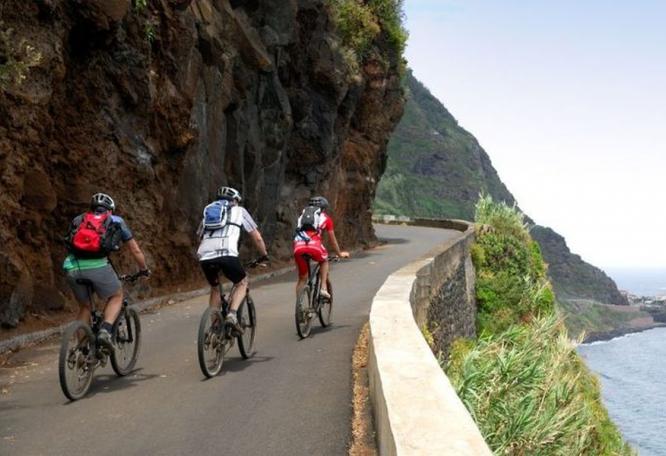 Reise in Portugal, Mountainbiken entlang der Küstenstrasse