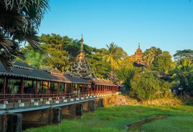 Reise in Myanmar, Erkundungen in Bago