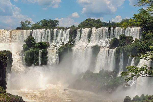 Reise in Brasilien, Naturparadiese Amazonas, Pantanal und Iguaçu-Wasserfälle