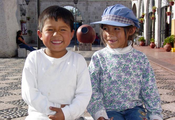 Reise in Peru, Peru Teens on Tour - Peru Familienreise - Einheimische Kinder