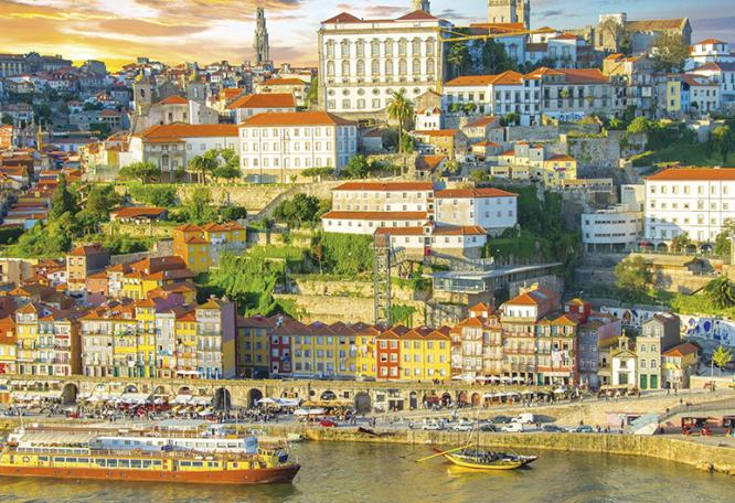 Reise in Portugal, Die Spirit of Chartwell im Hafen von Porto