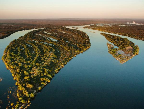 Reise in Simbabwe, Zambezi River aus der Vogelperspektive