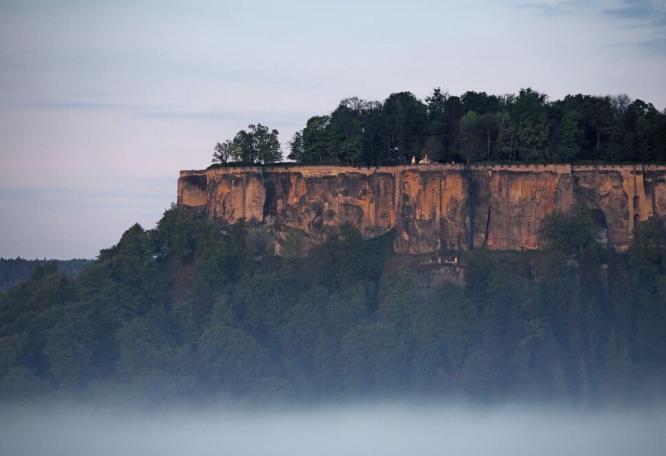 Reise in Deutschland, Abendstimmung an der Festung Königstein