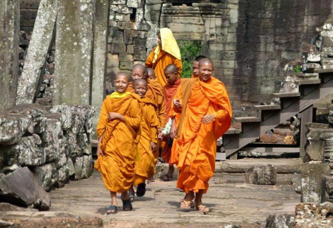 Reise in Kambodscha, Lachende Mönche in Angkor