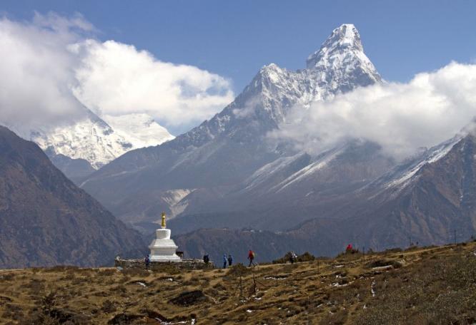 Reise in Nepal, Blick auf Mount Everest und Nuptse