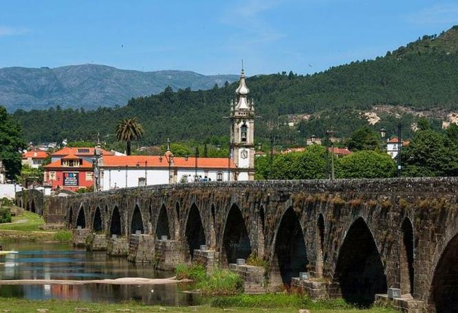 Reise in Portugal, Brücke im Minho in Portugal
