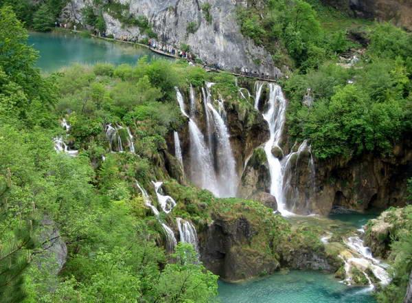 Reise in Kroatien, Die Plitvicer Seen und ihre Wasser-Kaskaden
