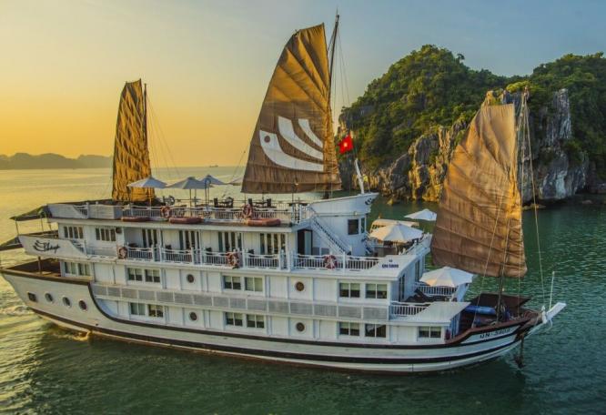 Reise in Vietnam, Bhaya Cruises in der Halongbucht
