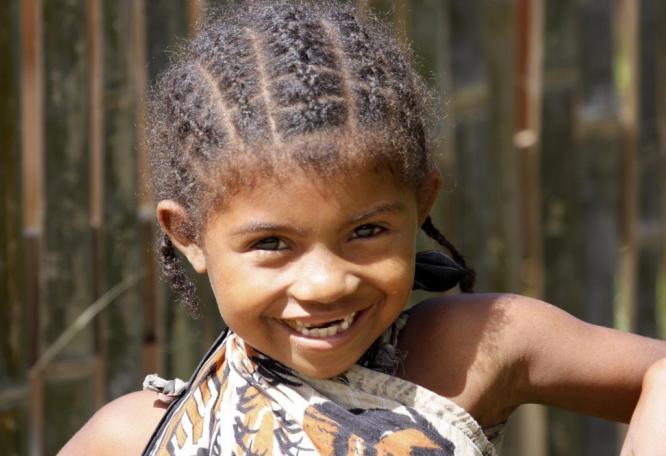 Reise in Madagaskar, kleines Mädchen
