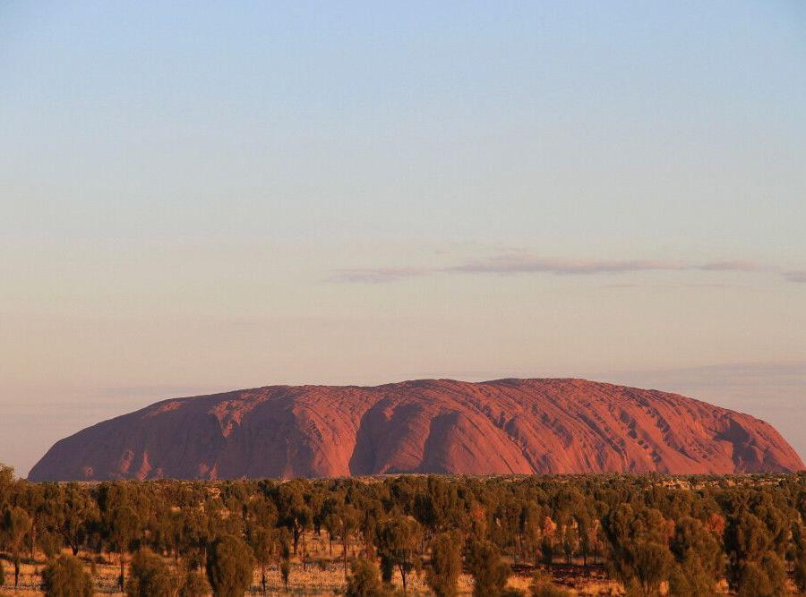 Reise in Australien, Uluru (Ayers Rock) im Sonnenuntergang – Eine etwas andere Perspektive