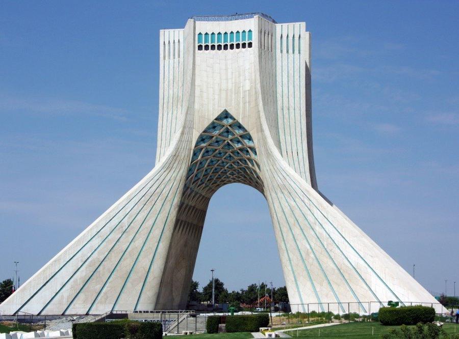 Reise in Iran, Asadi Monument