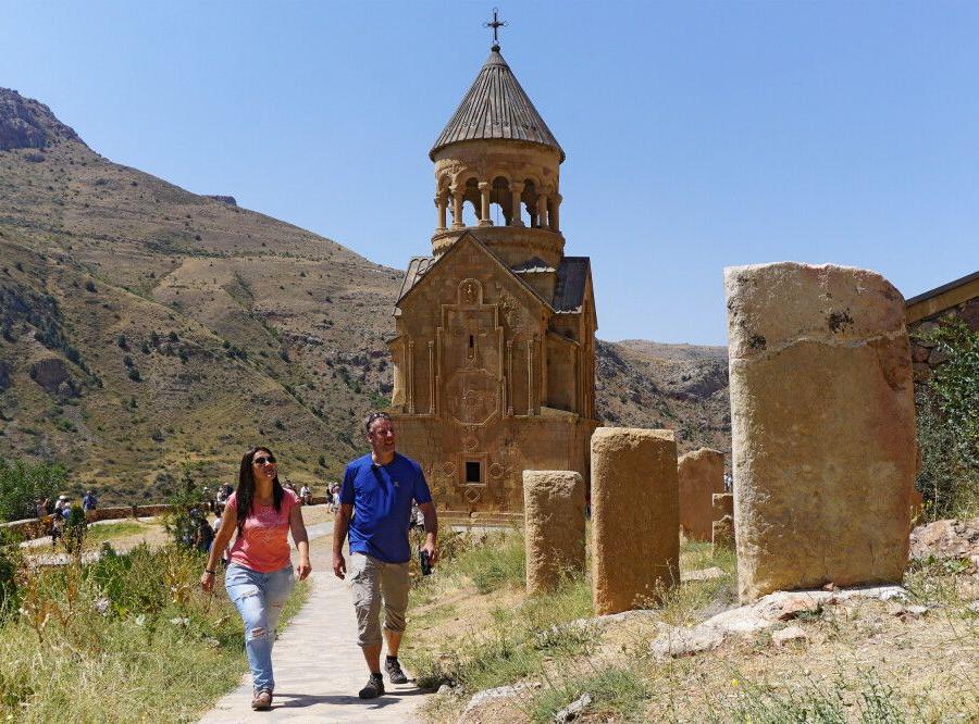 Reise in Armenien, Besichtigung der Klosteranlage von Noravank