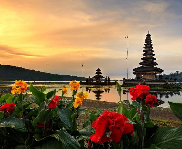 Reise in Indonesien, Indonesien - Drei Inseln, ein Abenteuer