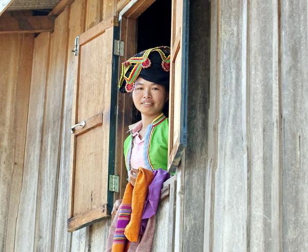 Reise in Laos, Dorfbewohnerin in Laos