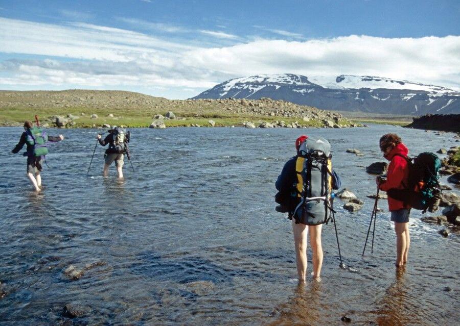 Reise in Island, Mit vollem Gepäck im Hochland unterwegs