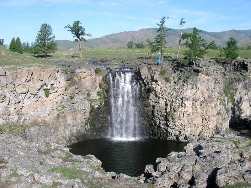 Reise in Mongolei, Wasserfall „Ulaanzutgalan”