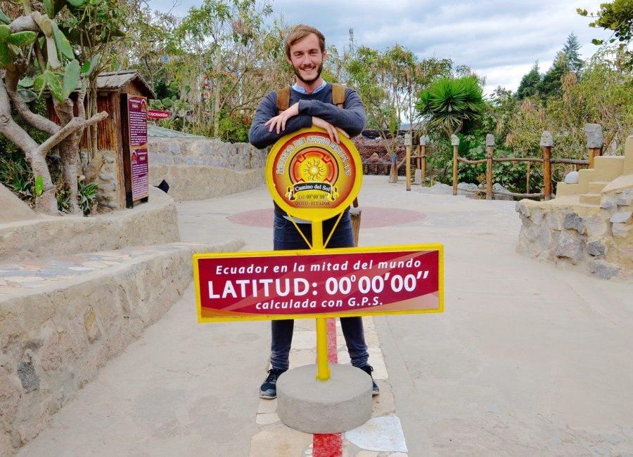 Reise in Ecuador, Clemens Sehi am Äquator