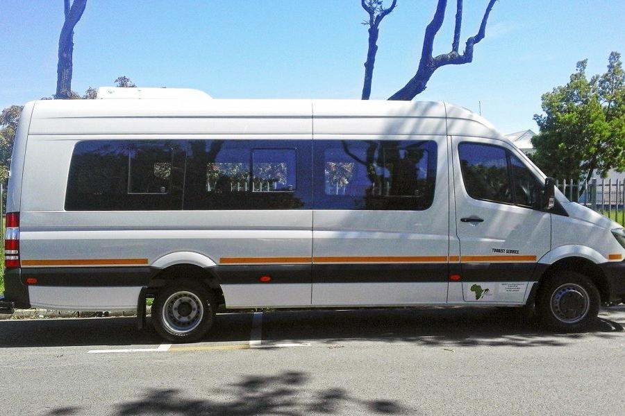 Reise in Südafrika, Fahrzeug während der Lodgesafari