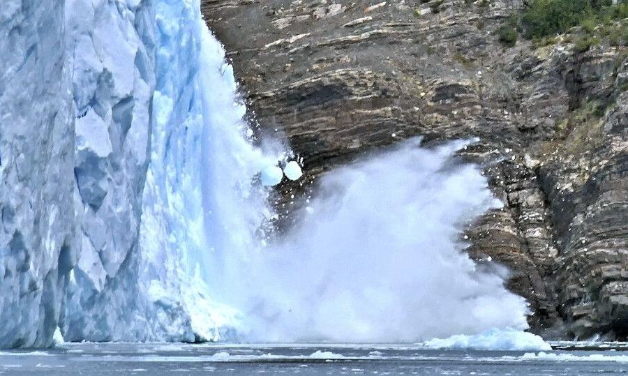 Reise in Argentinien, Gletscherabbruch am Perito-Moreno-Gletscher